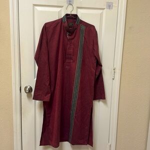 Vintage Ethnic Pakistani Indian kurta in Maroon color #561